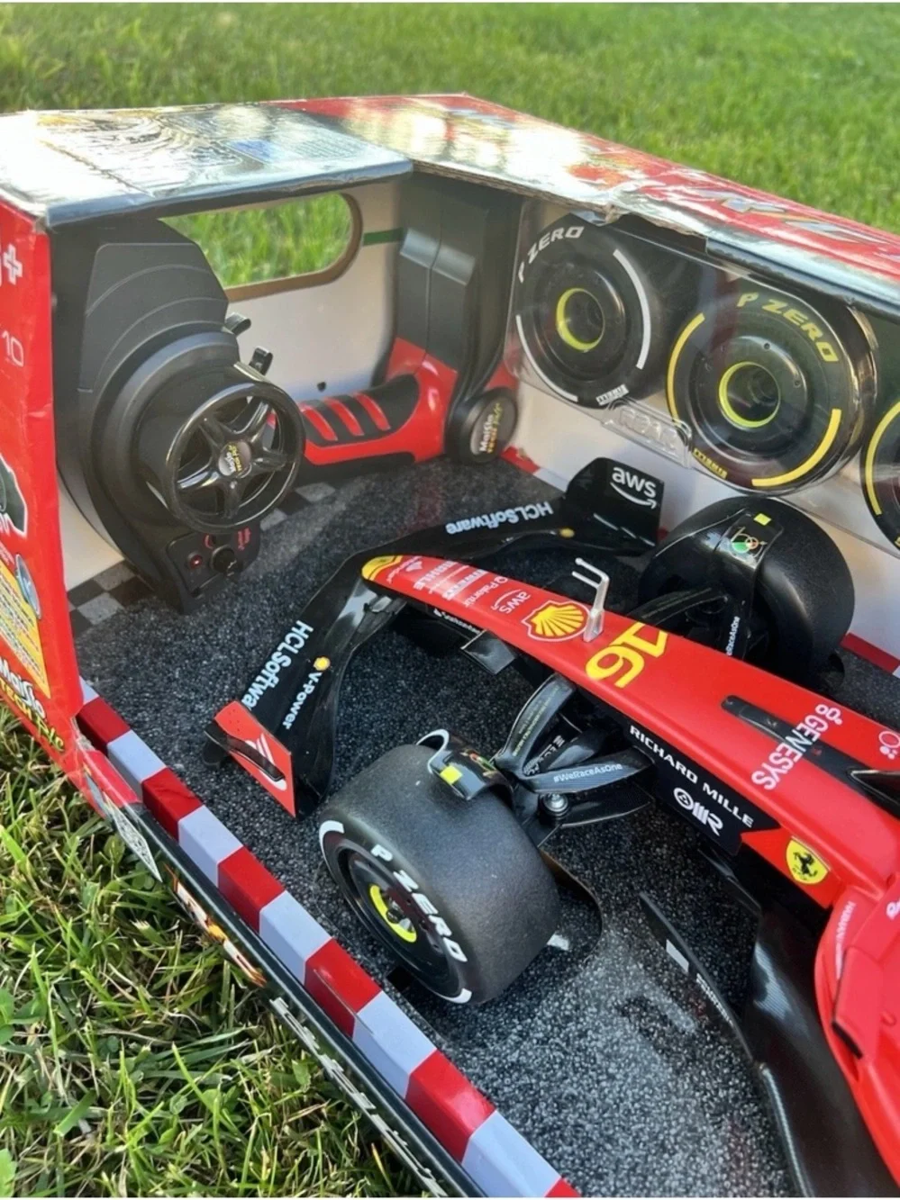 Ferrari official style